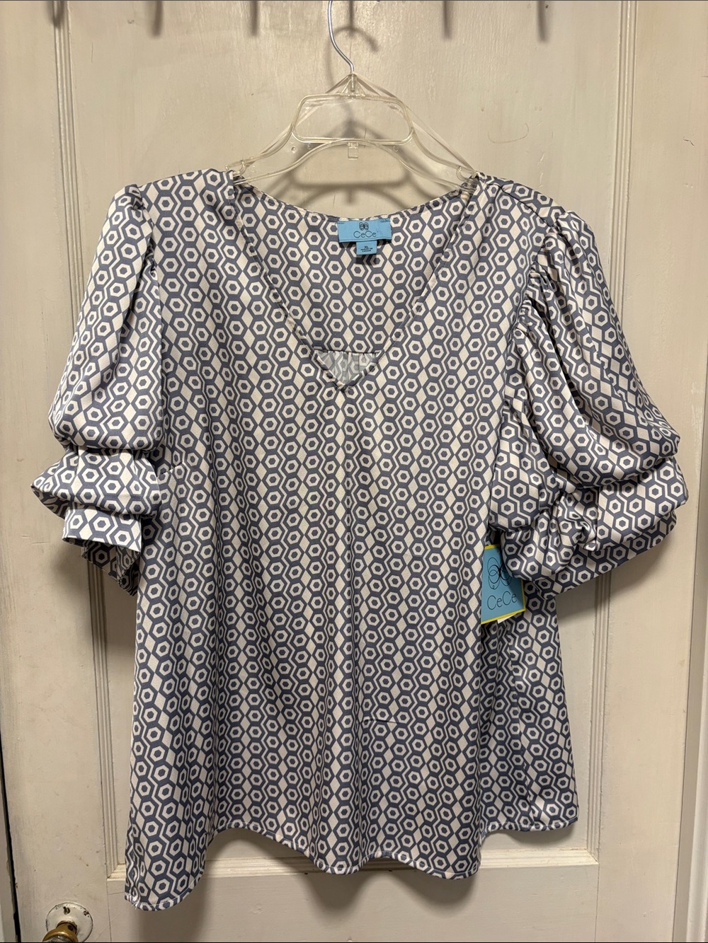 CeCe Blue and White Geometric Puff-Sleeve Satin Top X-Large Brand New